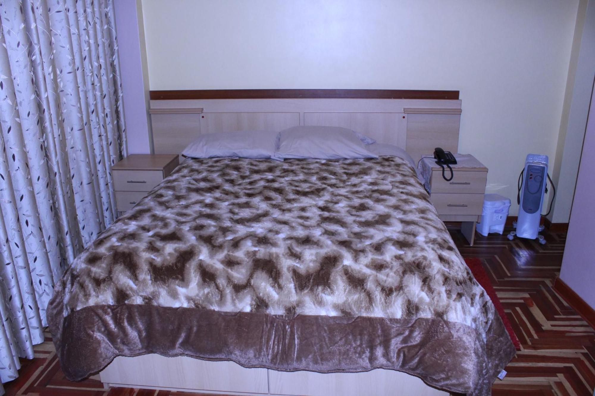 Naty'S Guest House กุสโก ภายนอก รูปภาพ